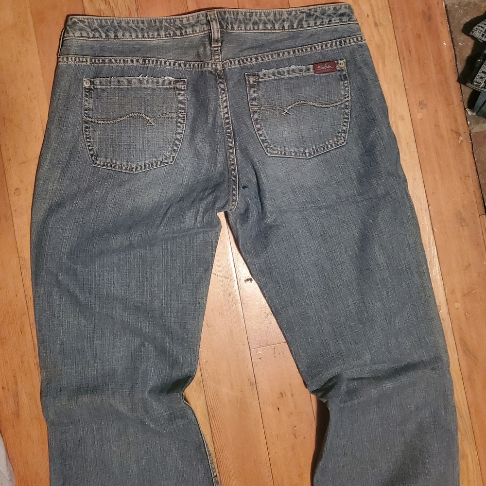 EUC 34x35 Silver Jeans "Soleil"